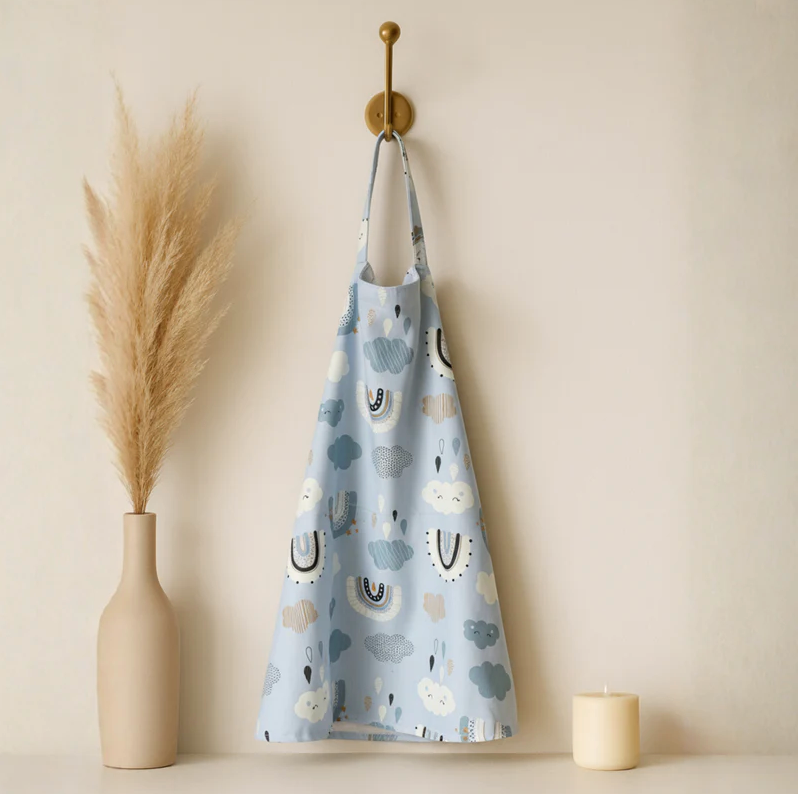 Nursing Cover – Light blue rainbow